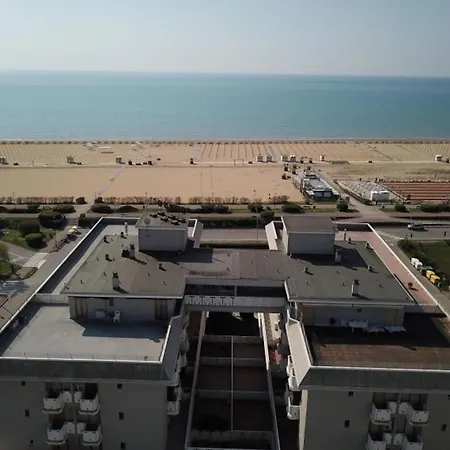 Amazing Beachfront Apartment-beahost Appartamento Bibione