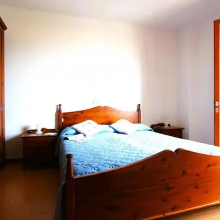 Apartment Beachfront Sea View - Airco - Covered Private Parking - Place Bibione