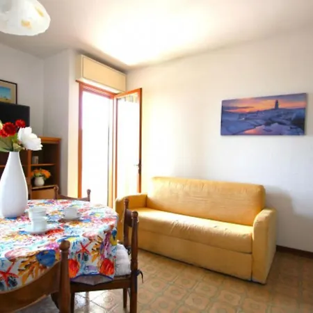 Beachfront Sea View - Airco - Covered Private Parking - Place * Bibione