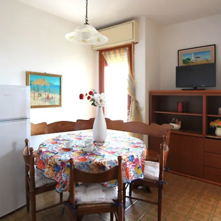 Διαμέρισμα Amazing Beachfront Apartment-beahost *