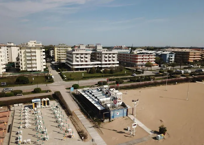 Amazing Beachfront Apartment-beahost * Bibione